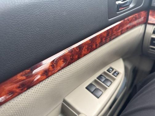 2011 Subaru Outback 2.5i