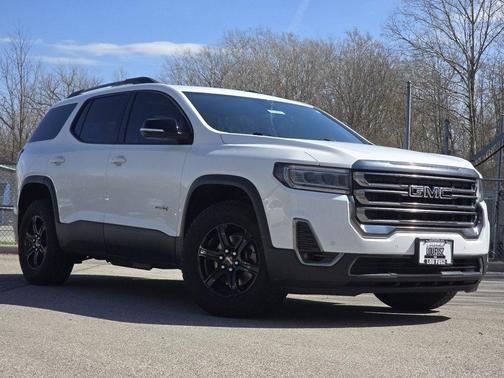 2020 GMC Acadia AT4