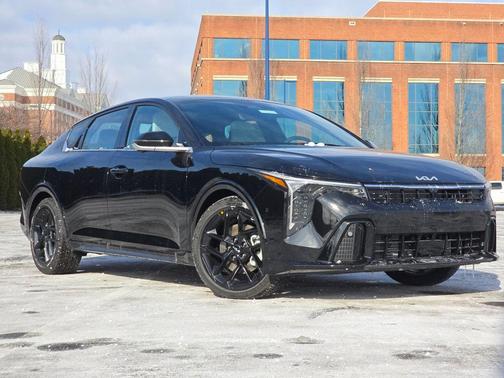 2025 Kia K4 GT-Line Turbo