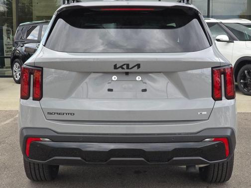 2026 Kia Sorento X-Line EX