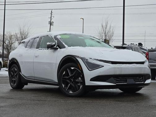2025 Kia EV6 Wind