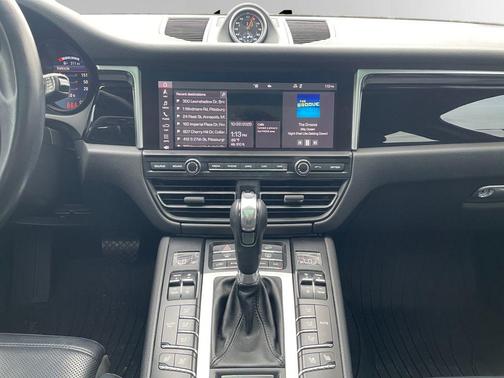 2021 Porsche Macan S