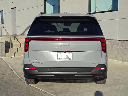 2026 Kia Carnival Hybrid SX