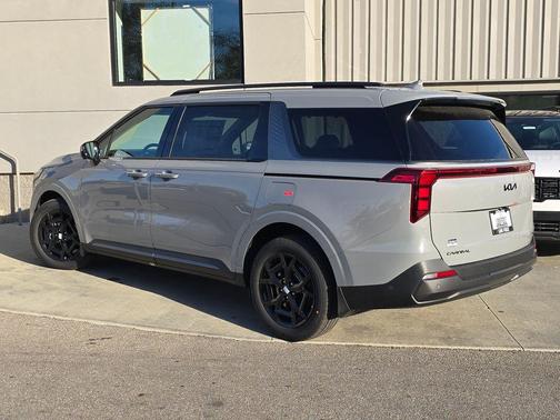 2026 Kia Carnival Hybrid SX