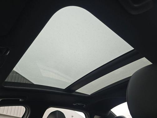 Glacial White Pearl 2022 Kia K5 GT