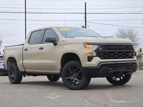 2023 Chevrolet Silverado 1500 Custom Trail Boss