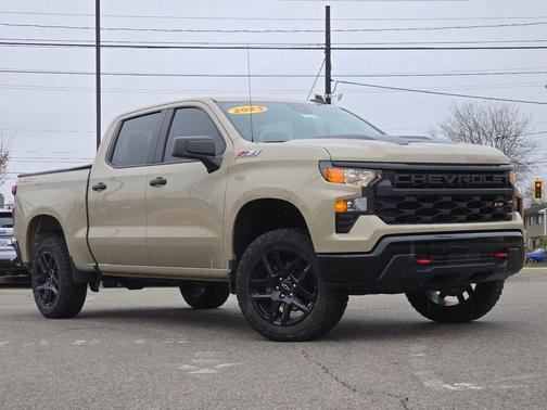 2023 Chevrolet Silverado 1500 Custom Trail Boss