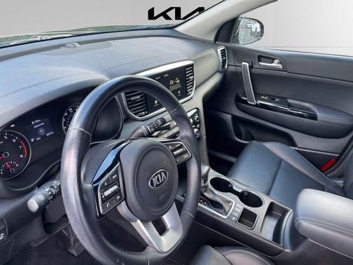 2022 Kia Sportage EX