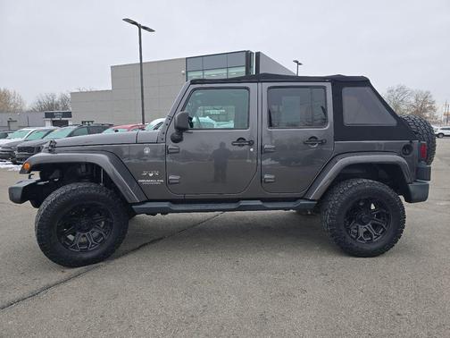 2017 Jeep Wrangler Unlimited Sahara