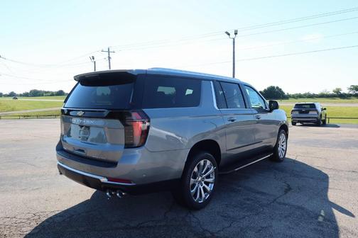 2025 Chevrolet Suburban Premier