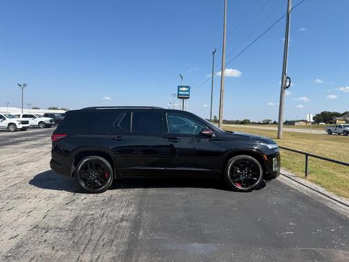 2024 Chevrolet Traverse Limited Premier