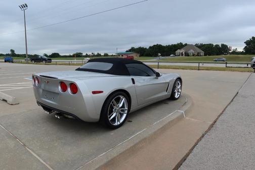 2008 Chevrolet Corvette Indy 500 Pace Car Replica