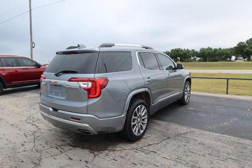 2021 GMC Acadia Denali