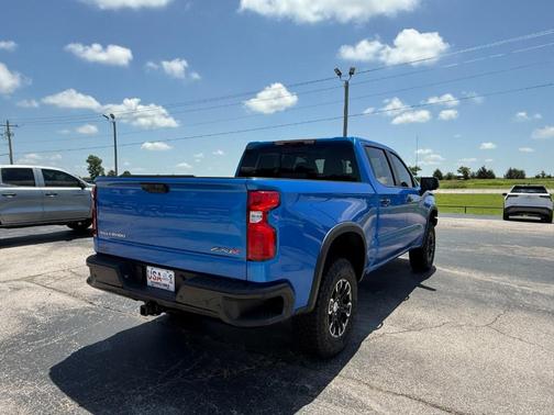 2025 Chevrolet Silverado 1500 ZR2