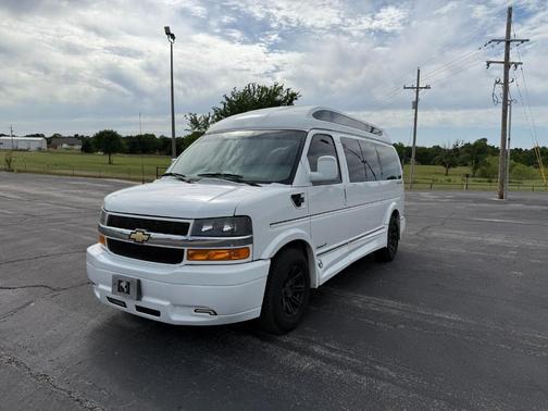 2022 Chevrolet Express 2500 Work Van