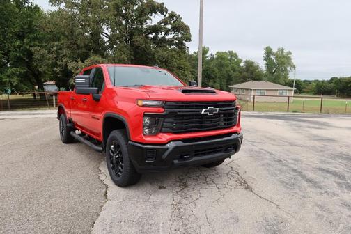 2025 Chevrolet Silverado 2500 Custom