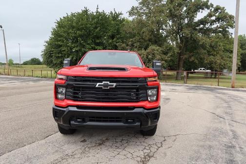 2025 Chevrolet Silverado 2500 Custom