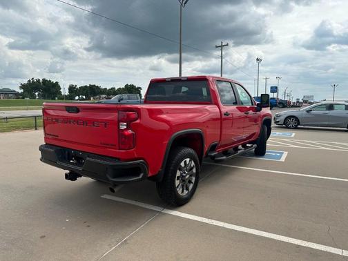 2024 Chevrolet Silverado 2500 Custom