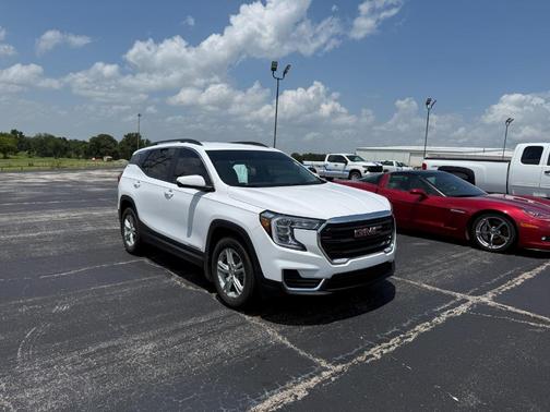 2024 GMC Terrain SLE