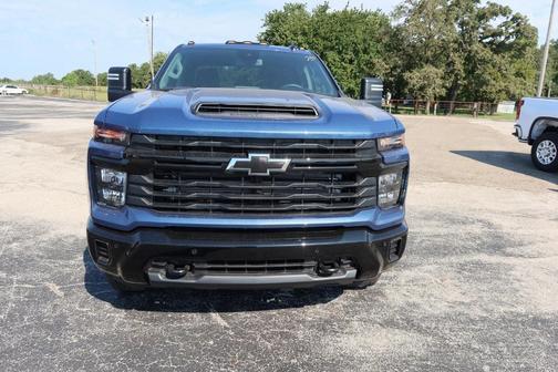 2025 Chevrolet Silverado 2500 Custom