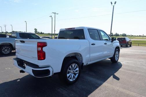 2025 Chevrolet Silverado 1500 Custom