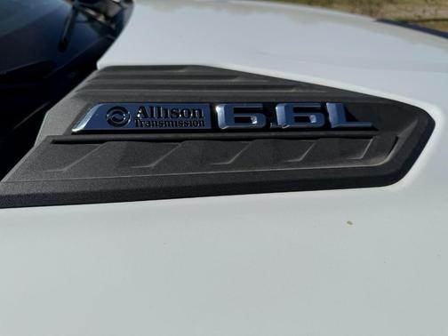 2025 Chevrolet Silverado 2500 WT