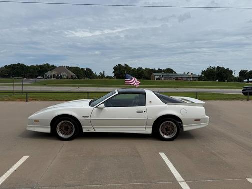 1989 Pontiac Firebird Trans Am GTA