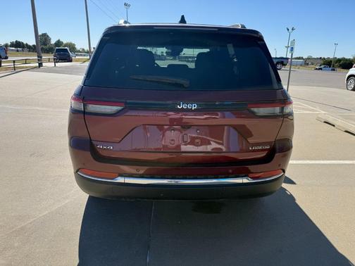 2023 Jeep Grand Cherokee Laredo