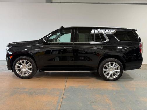 Black 2022 Chevrolet Tahoe High Country