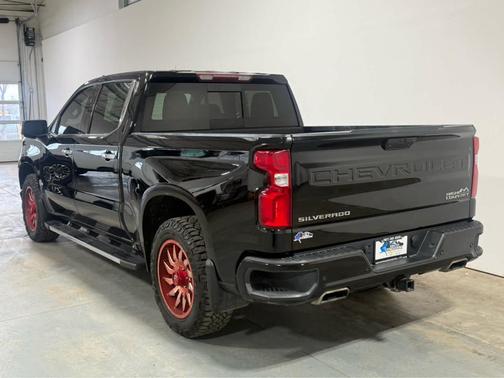Black 2021 Chevrolet Silverado 1500 High Country