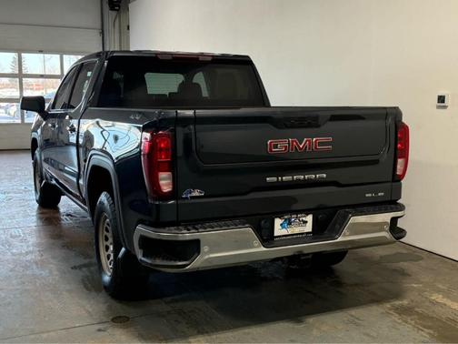 2022 GMC Sierra 1500 Limited SLE