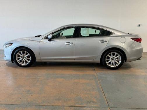 2016 Mazda Mazda6 i Sport