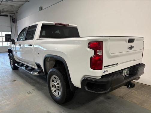 2024 Chevrolet Silverado 3500 WT