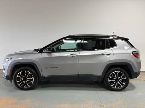 Billet Silver Metallic Clearcoat 2022 Jeep Compass Limited