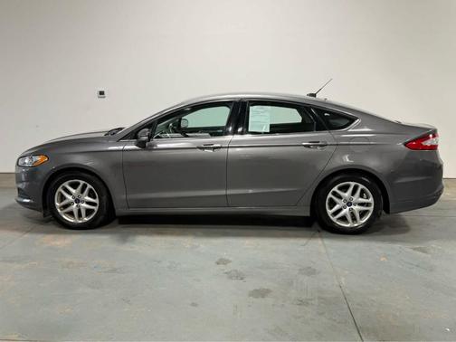 Sterling Gray Metallic 2014 Ford Fusion SE