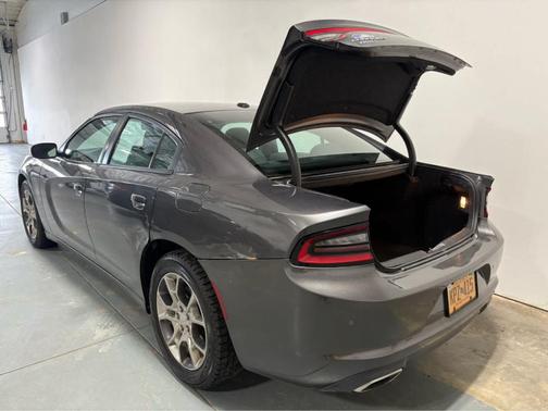 2015 Dodge Charger SE