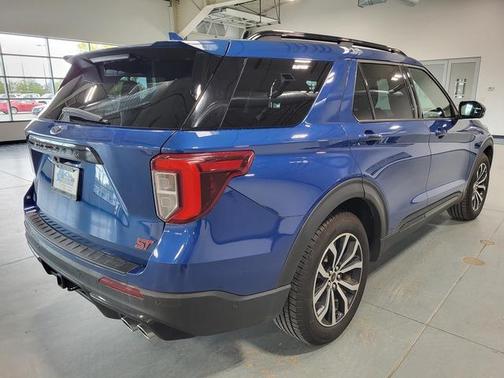 Photo 4 of 30 of 2020 Ford Explorer ST