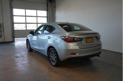 2019 Toyota Yaris Sedan LE