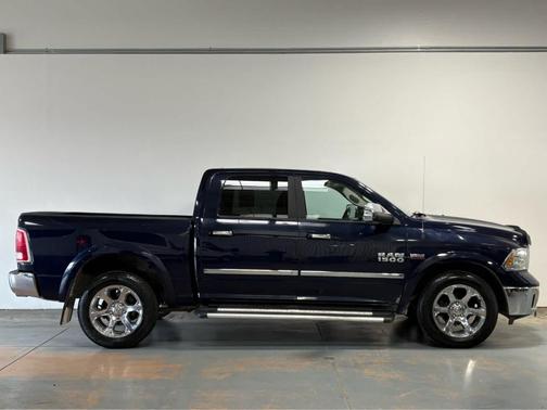 True Blue Pearlcoat 2015 RAM 1500 Laramie