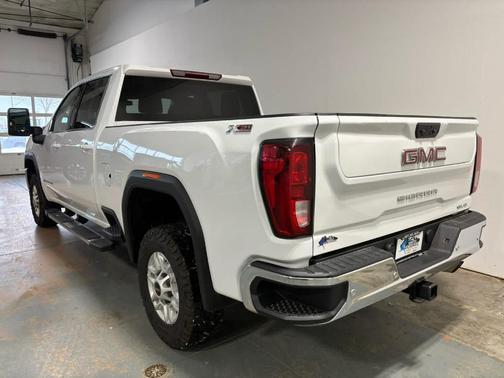 2022 GMC Sierra 2500 SLE