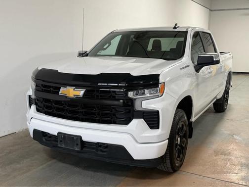 White 2025 Chevrolet Silverado 1500 LT
