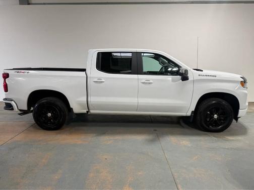 White 2025 Chevrolet Silverado 1500 LT