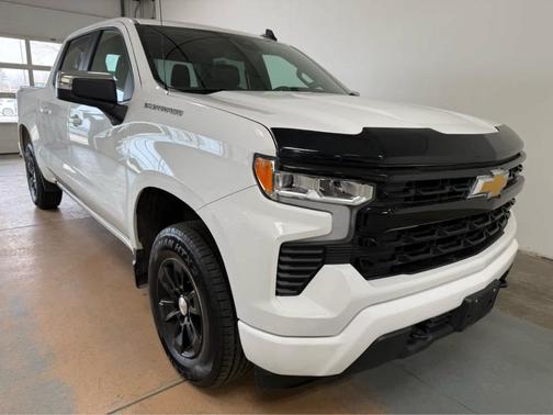 White 2025 Chevrolet Silverado 1500 LT