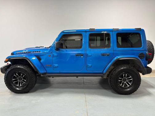 Hydro Blue Pearlcoat 2024 Jeep Wrangler Rubicon