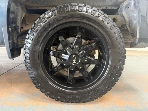 Shadow Gray Metallic 2020 Chevrolet Silverado 1500 LT Trail Boss