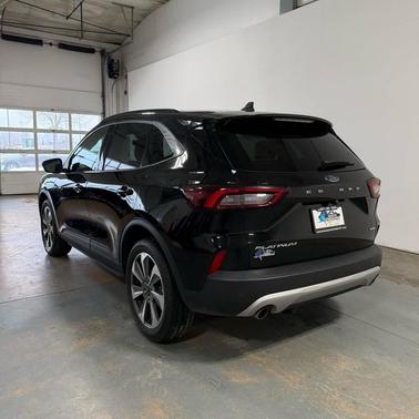 2025 Ford Escape Platinum