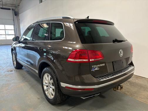 2017 Volkswagen Touareg V6 Sport w/Technology