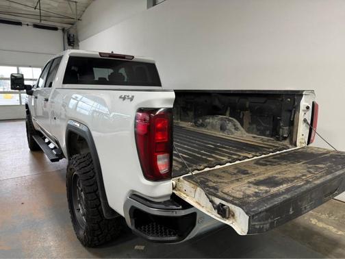 White 2024 GMC Sierra 3500 Pro