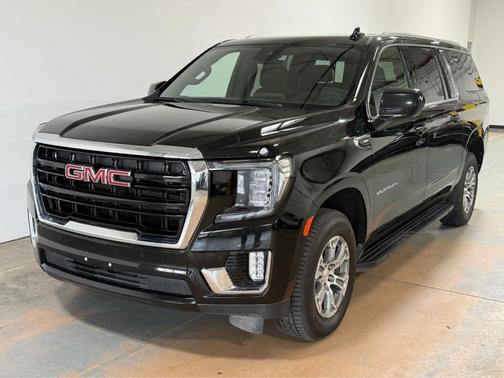 Black 2024 GMC Yukon XL SLE