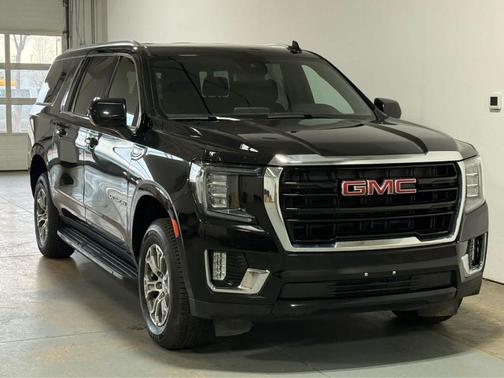 Black 2024 GMC Yukon XL SLE